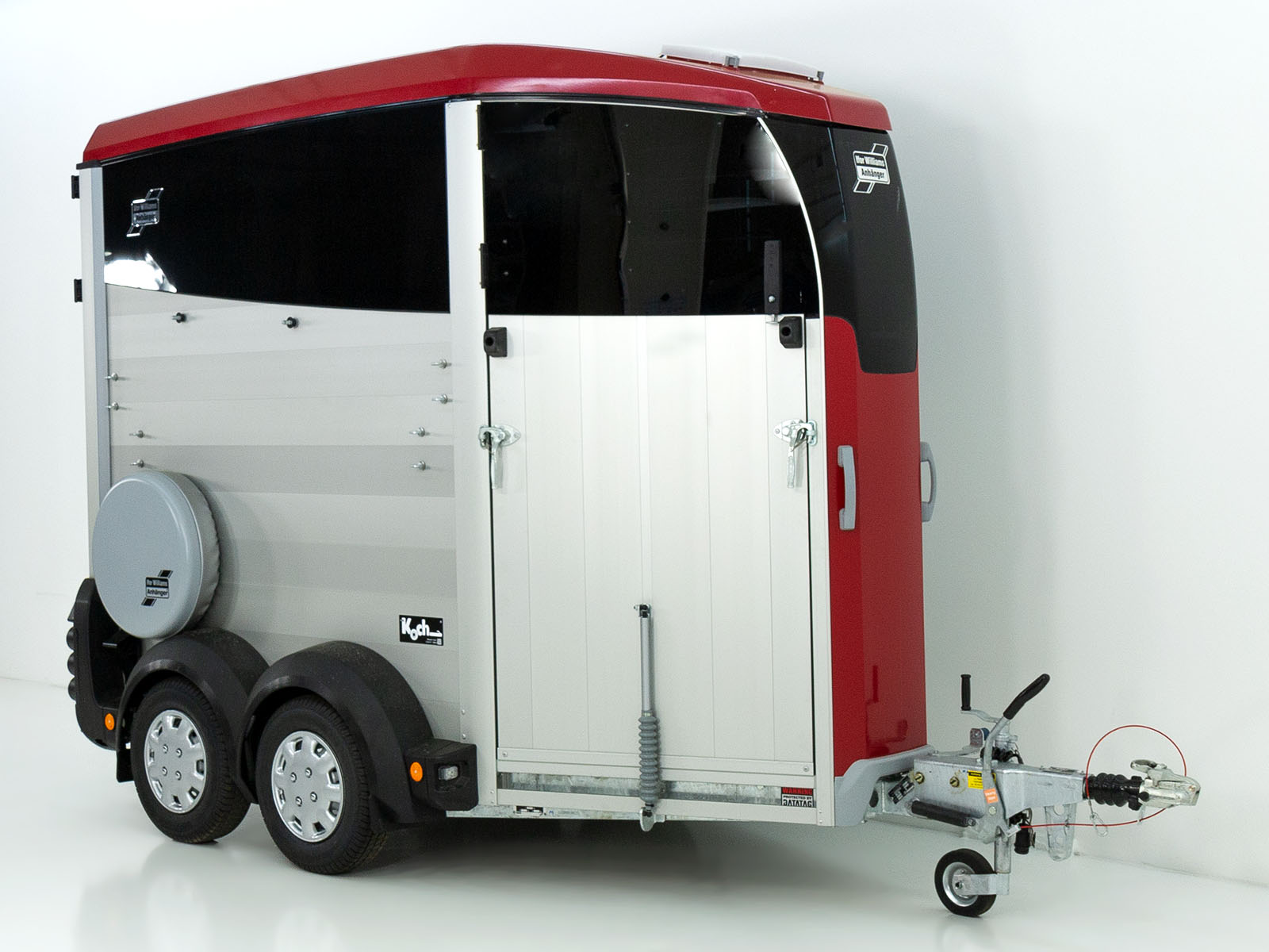 Ifor Williams Pferdeanhänger HBX 403 | Frontausstieg | neues Modell | Rot-Neu