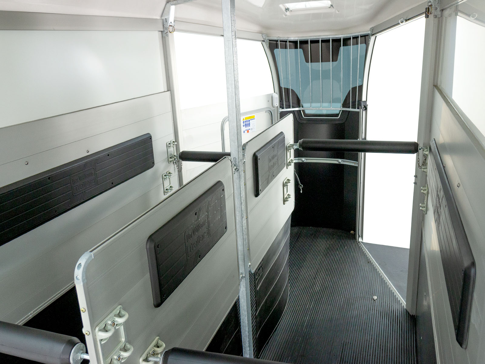 Ifor Williams Pferdeanhänger HBX 511 | Frontausstieg | Neues Modell | Schwarz-Neu – Bild 5